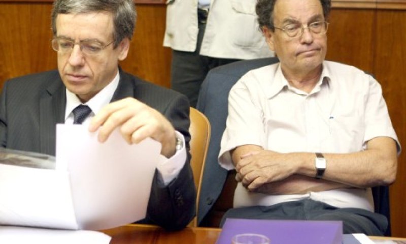 מזוז והשר פרידמן בישיבת הממשלה [צילום: פלאש 90]