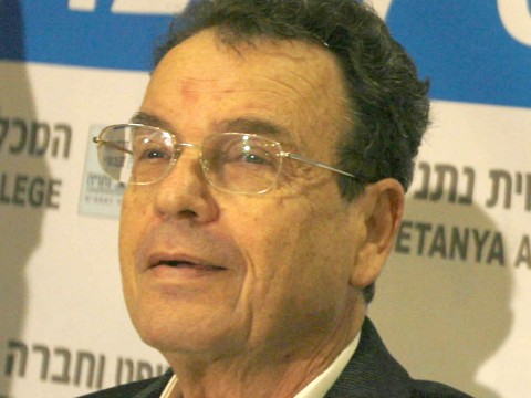 השר פרידמן. התבקש לבדוק טיב היחסים
