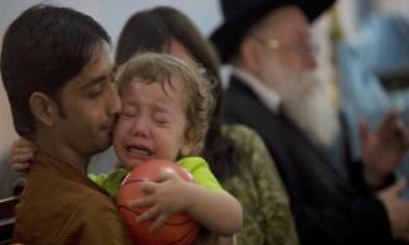 הולצברג. לא לפגוע באבל [צילום: AP]