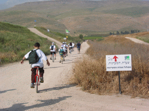 מטיילים בשבילי הצפון