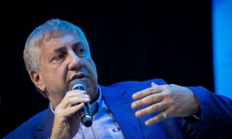 ברדוגו. הכל אישי? [צילום: יונתן זינדל/פלאש 90]