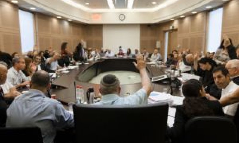 לא מבקשים אישור [צילום: פלאש 90]