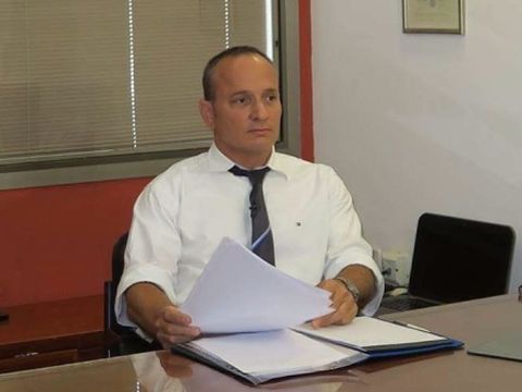 דורש תשובות. עו"ד טל ליזרוביץ
