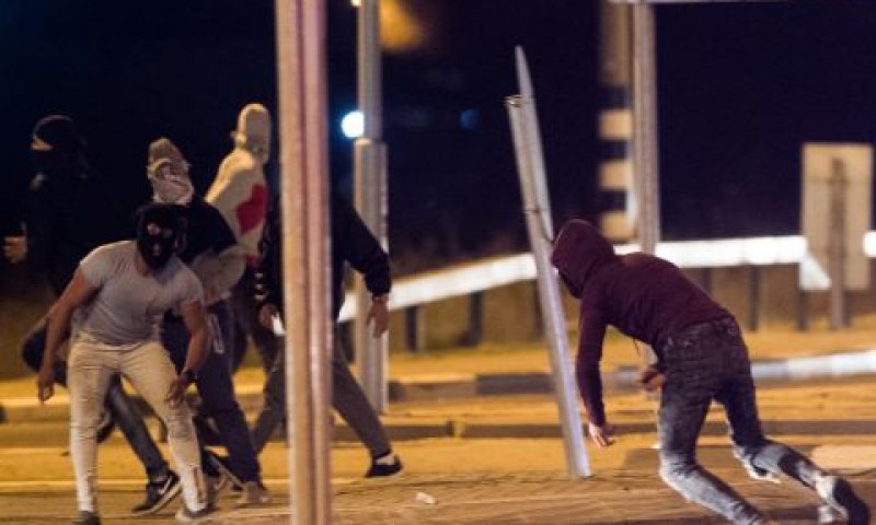 התפרעות ערביי ישראל [צילום: באסל עוידאת/פלאש 90]