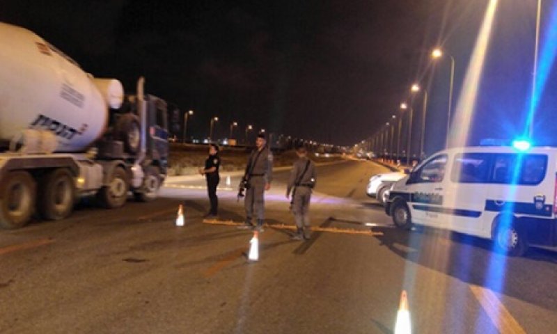 אחד ממחסומי המשטרה בדרום [צילום: משטרת ישראל]