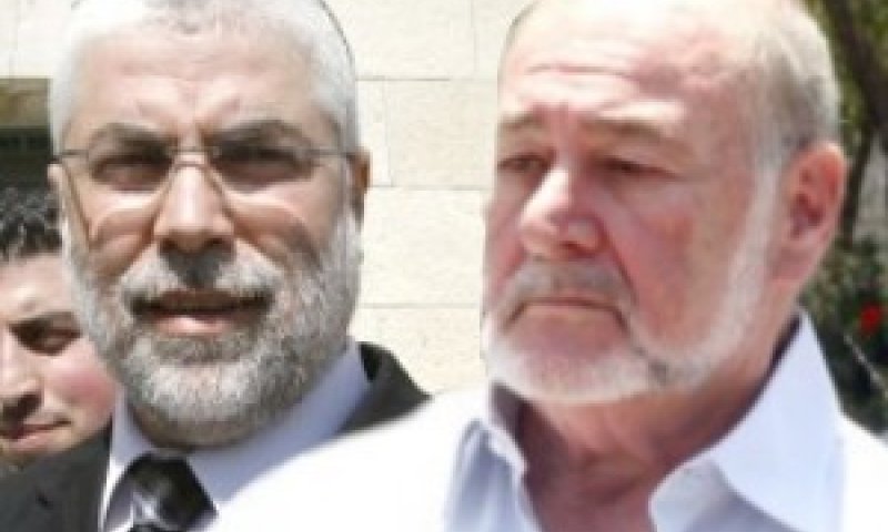 הירשזון ובניזרי לכלא [צילום: פלאש 90]