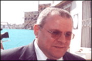 אתגר רציני, דודי אפל