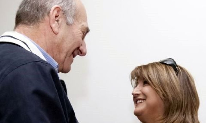 זקן ואולמרט [צילום: פלאש 90]