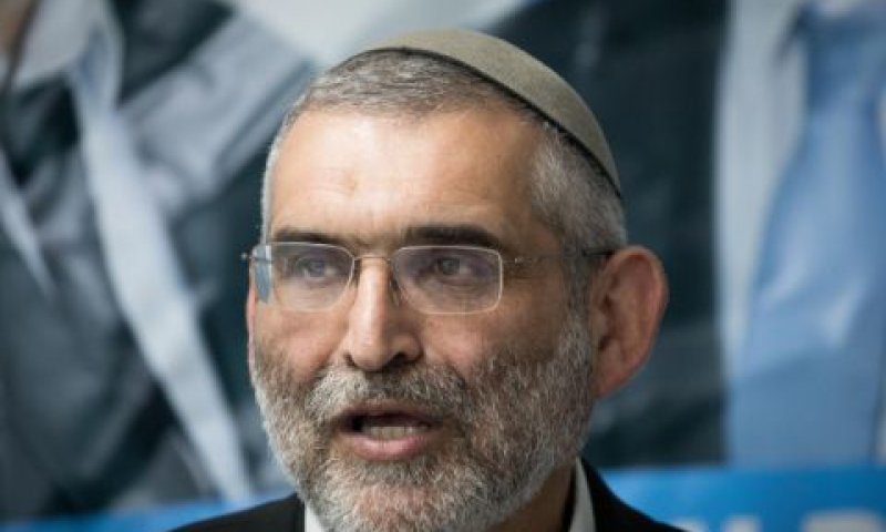 בן-ארי. רבבות עוקבים [צילום: יונתן זינדל, פלאש 90]