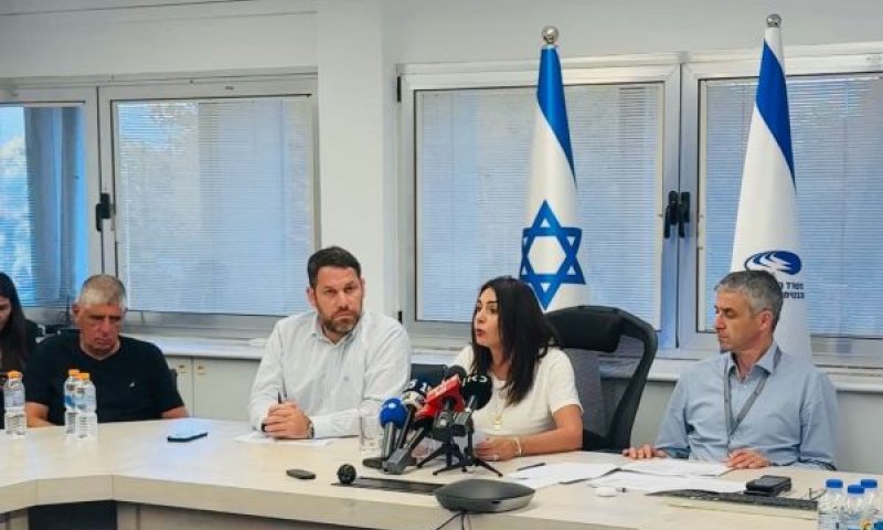 רגב, בן-זקן וזכאי [צילום: דודו סאסי]