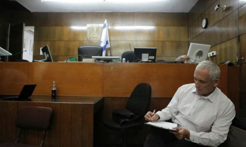 צ'רני. "בורות מזומנים" [צילום: פלאש 90]