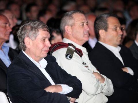 אהוד ברק, בני גנץ ותמיר פרדו