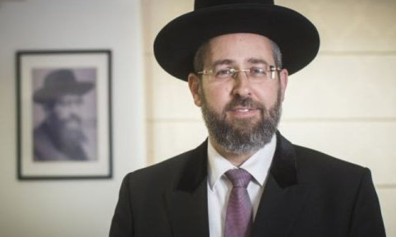 הרב לאו. מסייעים לבירורי יהדות [צילום: פלאש 90]