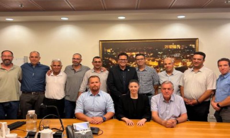 מיכאלי וראשי רשויות מקומיות