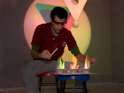 הדגמות אש [צילום: איל אמיר-מדעטק]
