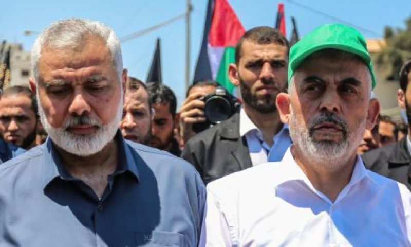 סינוואר והנייה [צילום: חסן ג'די/פלאש 90]