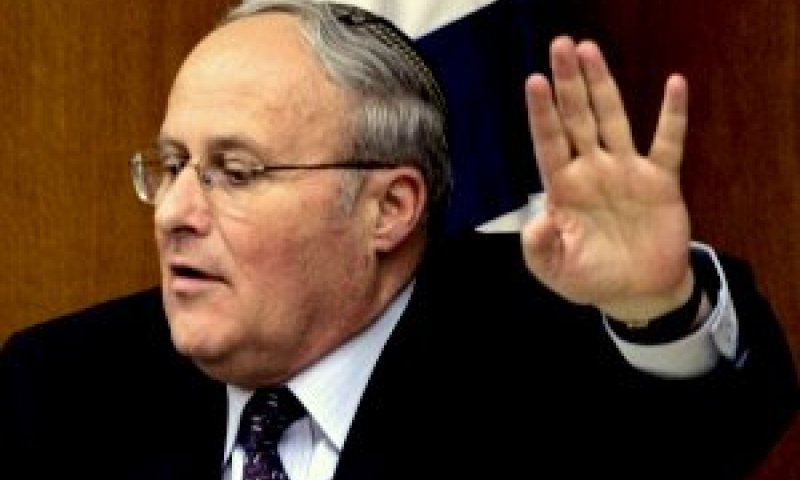 אורלב. הגבייה מגדילה הפער החברתי [AP]
