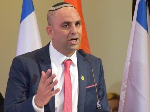 יאיר רביבו: נחצה קו אדום [צילום: עיריית לוד]