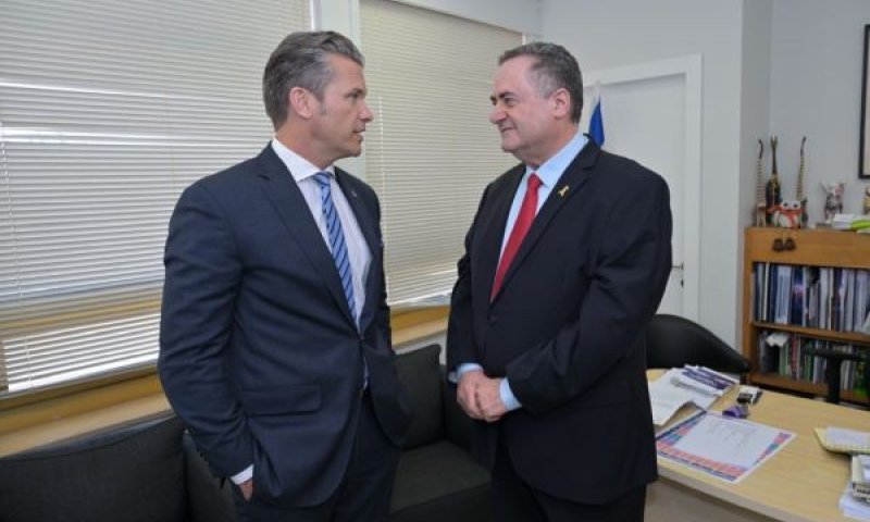 כ"ץ, הגסת'. כשאנחנו יחד אנחנו מנצחים [צילום: שלומי אמסלם, משרד הביטחון]