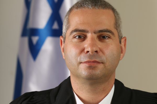 אבנון. לבחון האם התנהגותו של הנאשם הייתה עבירה
