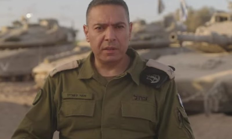 תא"ל דפרין. "חמאס הקים מגן אנושי גדול" [צילום: דובר צה"ל]