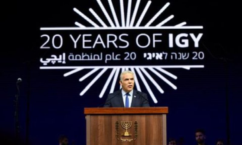 "עלינו לצעוק ולהילחם לא פחות חזק מהלהט"בופובים והגזענים". לפיד [צילום: תקשורת יש עתיד]