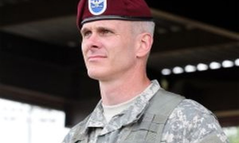קולונל פטריק ג'יי היינס [צילום: US Army]