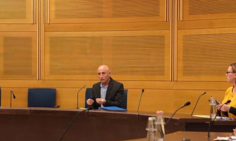 ח"כ שלח. דיון אסטרטגי [צילום: דוברות הכנסת, עדינה ולמן]
