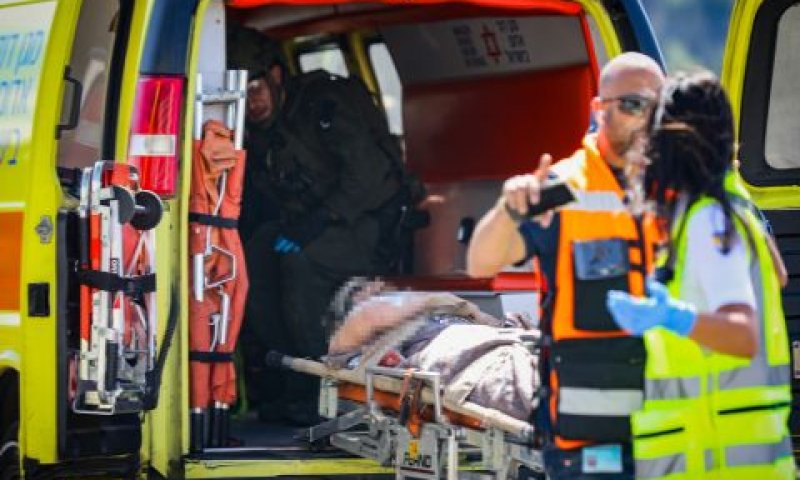 "רודפי אמבולנסים" נוסח ישראל [צילום אילוסטרציה: נועם רבקין-פנטון, פלאש 90]