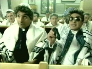 מי מבזה את קודשי ישראל אם לא פילוס גבריאל והרשקוביץ שמעון