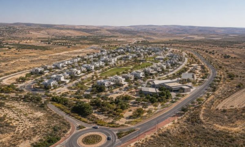 מרחבים מתרחבת [עיבוד AI]