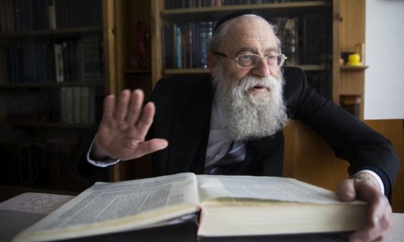 הרב אריה שטרן זצ"ל [צילום: נתי שוחט/פלאש 90]