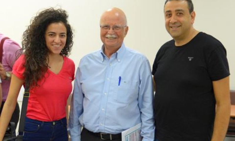 זיו עם סטודנטים במל"א [צילום: יח"צ]