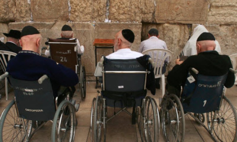 מיליוני חולים [צילום: פלאש 90]