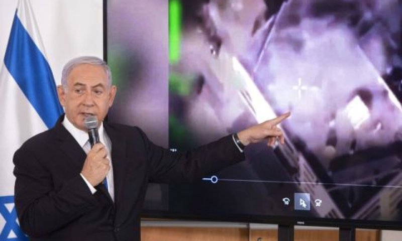 ראש הממשלה נתניהו בתדריך לשגרירים הזרים [צילום: סבסטיאן שיינר/AP]