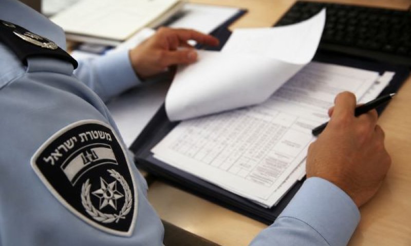 שלושה מסלולי ביקורת חדשים הונהגו במשטרה [עיבוד AI]