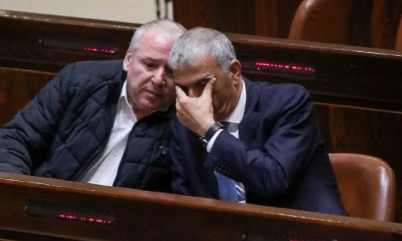 כחלון ואמסלם [צילום: יונתן זינדל/פלאש 90]