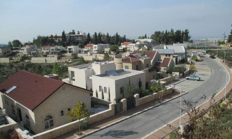 1,000 תושבים וקרית תקשורת [צילום: אבישי טייכר]