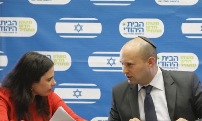 שקד ובנט. השעיה בשיחות [צילום: פלאש 90]