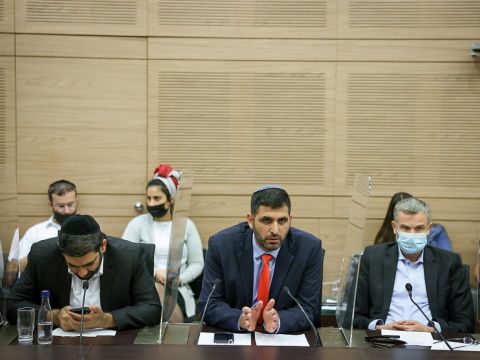 יריב לוין, שלמה קרעי ומיכאל מלכיאלי [צילום: נועם מושקוביץ/דוברות הכנסת]
