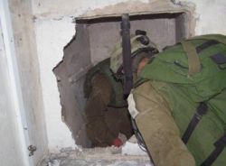 מקום מסתור מפתיע [צילומים: דובר צה"ל]