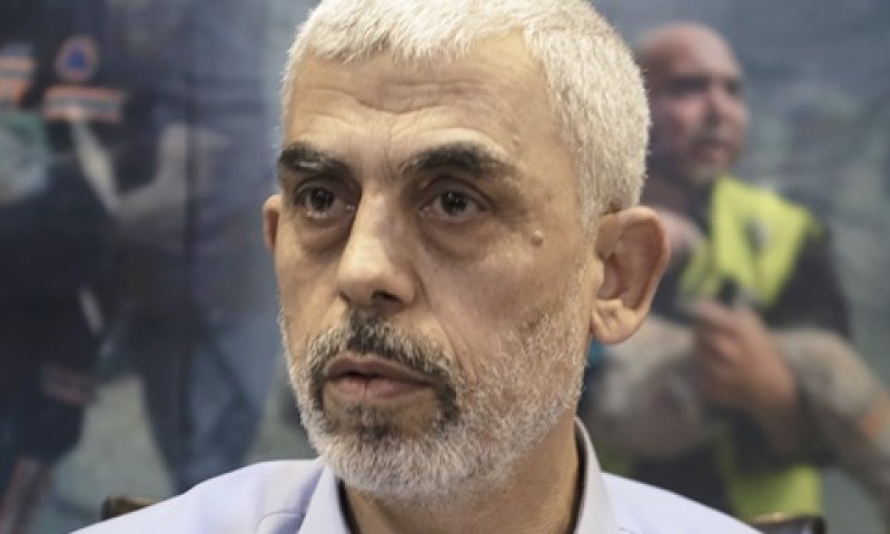 סינוואר. נאום תקיף נגד ישראל [צילום: חליל חמרה, AP]