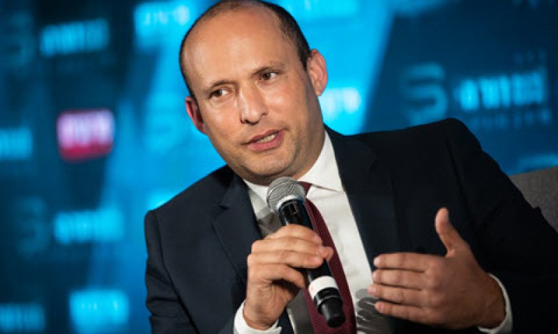 בנט. החל בהתייעצויות [צילום: יונתן זינדל/פלאש 90]