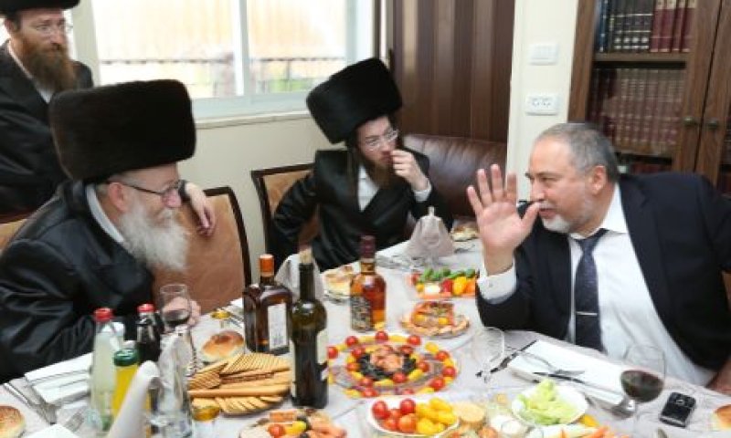 ליברמן וליצמן לא הגיעו [צילום: שלומי כהן/פלאש 90]