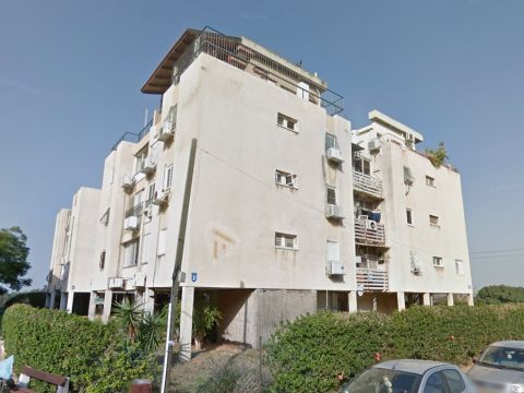 בטוחה 2: האסיף 2 הרצליה [צילום: סטריט וויו]