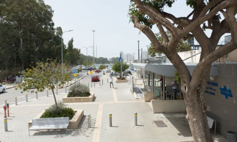 מתיחת פנים [צילום: טל הפקות וידאו]