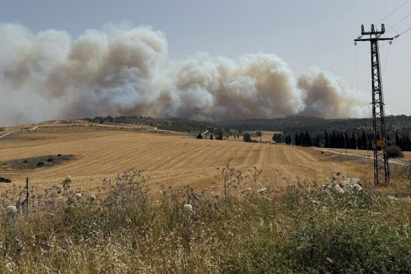 השריפה בהרי ירושלים [צילום: לפי סעיף 27א' לחוק זכויות יוצרים]