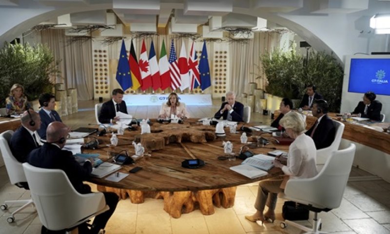 מנהיגי ה-G7, בוועידה בדרום איטליה [צילום: כריסטופר פורלונג, AP]