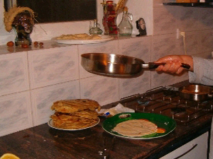 בעיקר בבתים ולא במסעדות [צילום: אורט]
