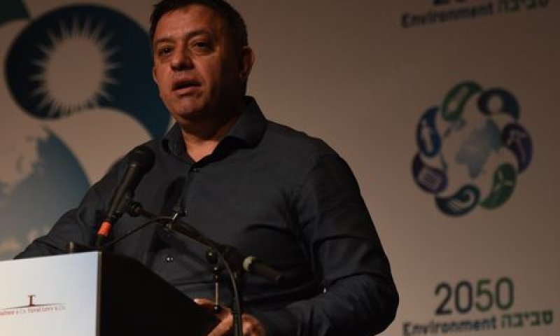 השר אבי גבאי [צילום: לירון סמואלס]